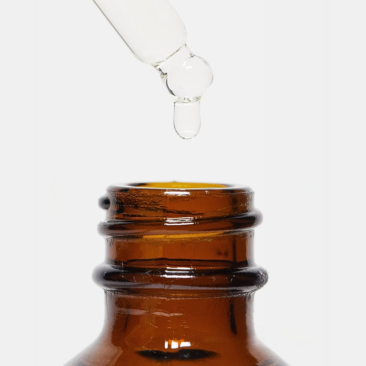 Suero Multipéptidos The Ordinary Densidad de Cabello